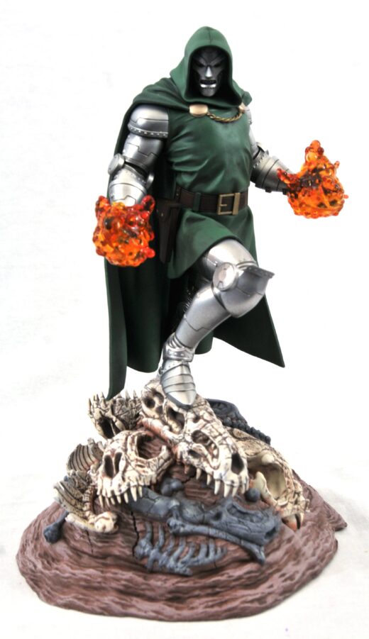 MARVEL GALLERY DOCTOR DOOM PVC STATUE (Net)